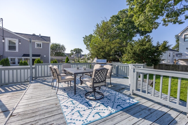 Photo - 28 Brookdale Ave