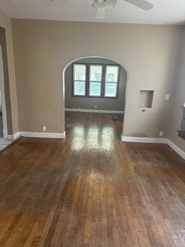 Photo - 2707 N 60th St