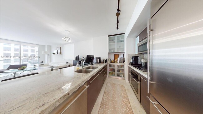 Photo - 500 Brickell Ave Unit 2610