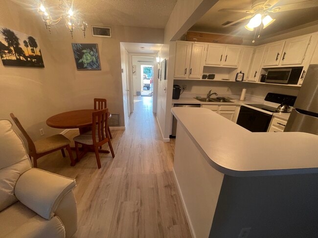 Photo - 52 Woodland Dr Unit 104