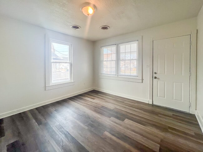 Photo - 2300 Raleigh St