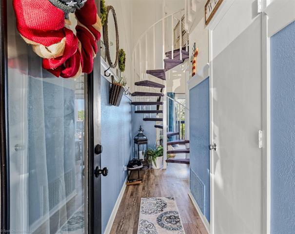 Photo - 1006 Signal Ridge Pl