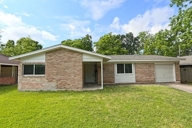 Building Photo - 6123 Grape St