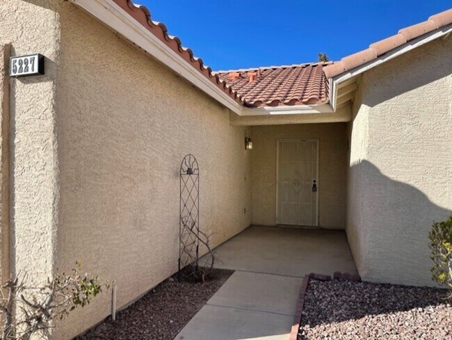 Photo - 5227 Joshua Jose St