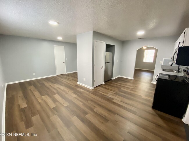 Photo - 93 Dudley St Unit 2