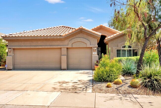 7689 E Quill Ln