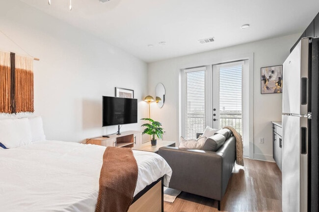 Photo - 701 Richmond Ave. Unidad ID1335749P