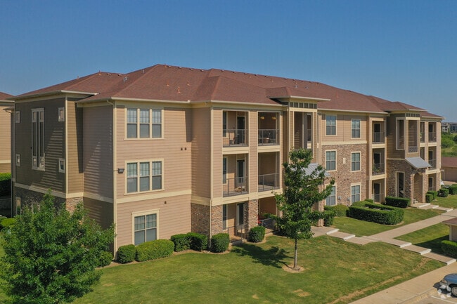 Photo - Riverside Villas Apartments