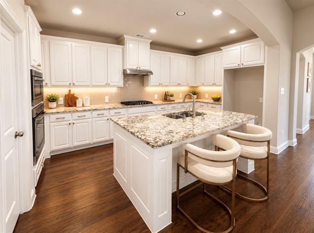 16116 Plum Ct