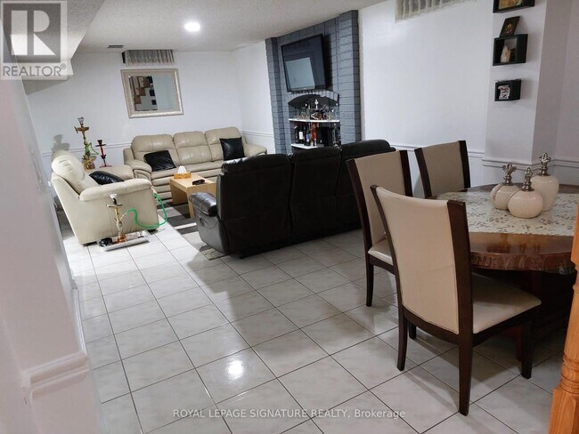 Photo - 6 Sunforest Dr