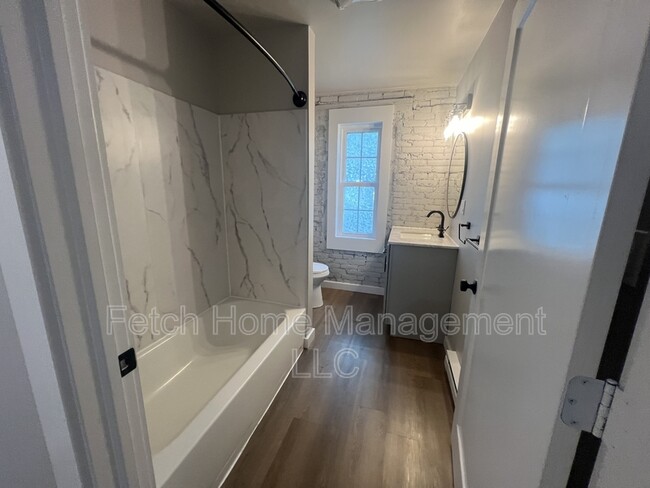 Photo - 218 Walnut St Condo