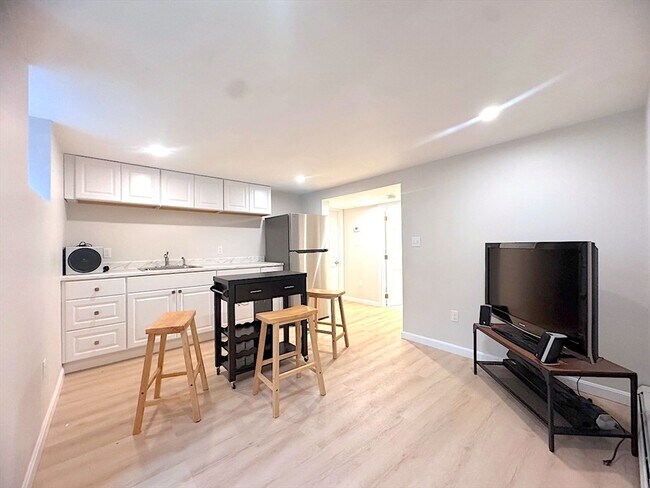 Photo - 39 Cottage St Unit 1