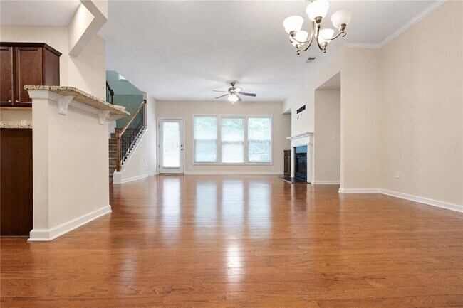 Photo - 2132 Greencrest Cir