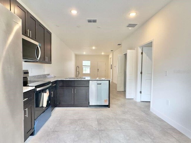 15885 SW 35th Court Rd