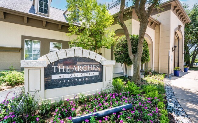 The Arches at Park Cities