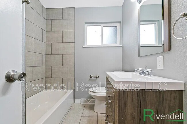 Photo - 1320 Winona Ct