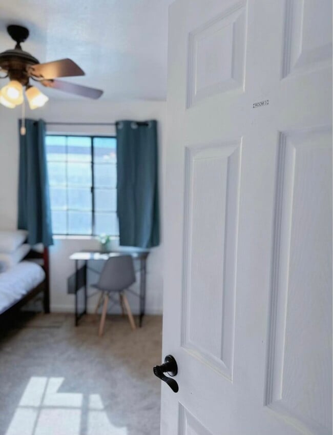 Photo - 5018 E Downing St