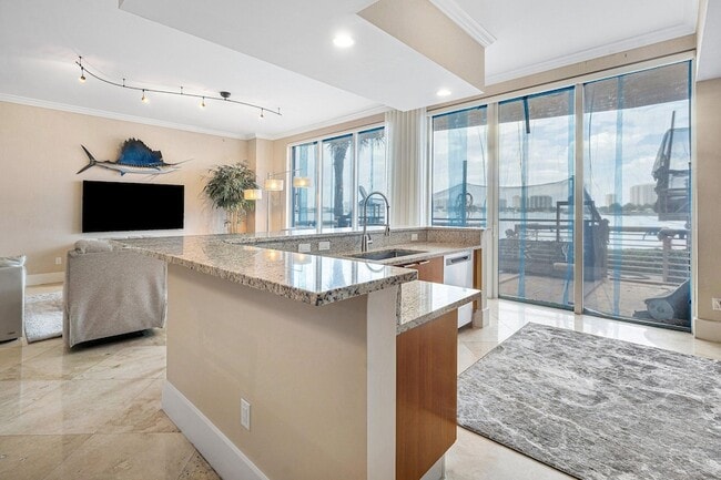 Photo - 2640 Lake Shore Dr Unit 107