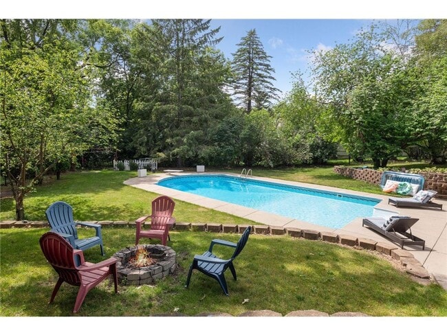 Photo - 13641 Spring Lake Rd