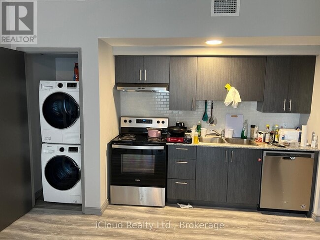 Photo - 275 Larch St Unit H401