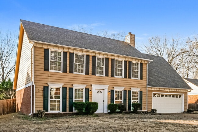 Photo - 329 Locust Grove Dr