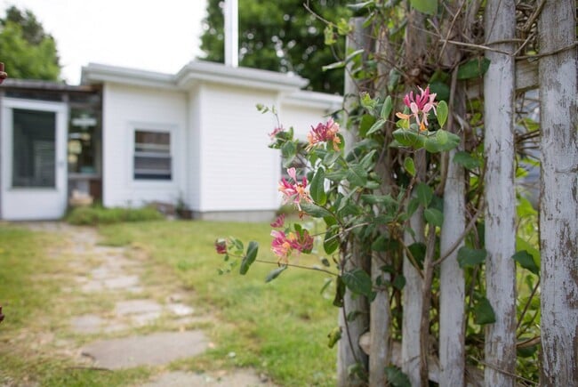 Photo - 15 Maple Street