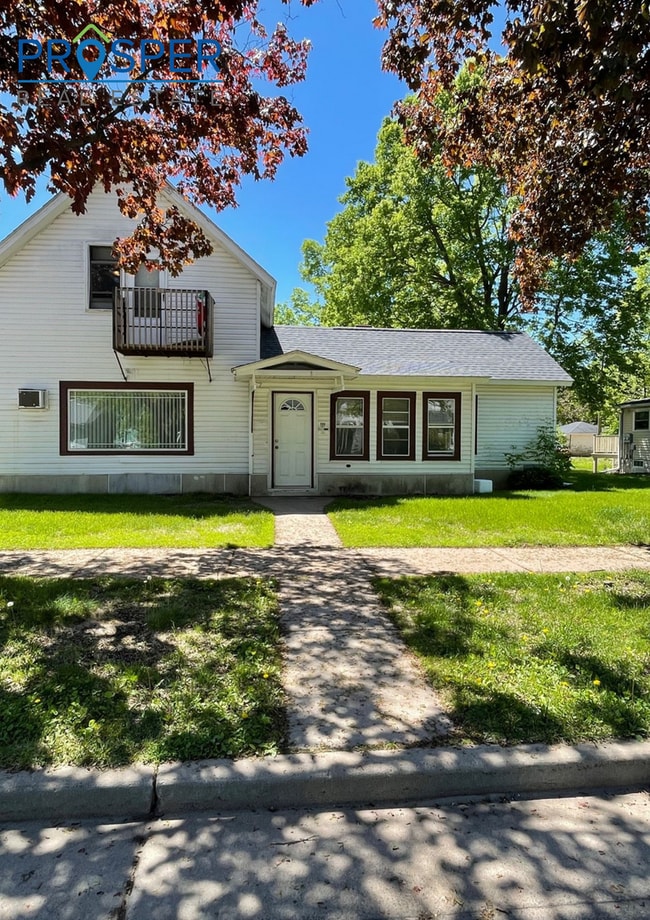 Building Photo - 709 Niagara St Unit NI709 - Whole House