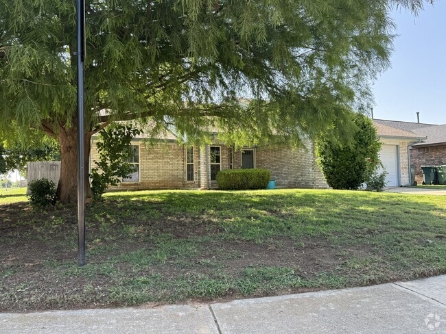 Building Photo - 4900 Smoking Oaks Dr Rental