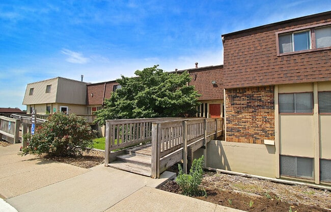 Photo - Excelsior Village