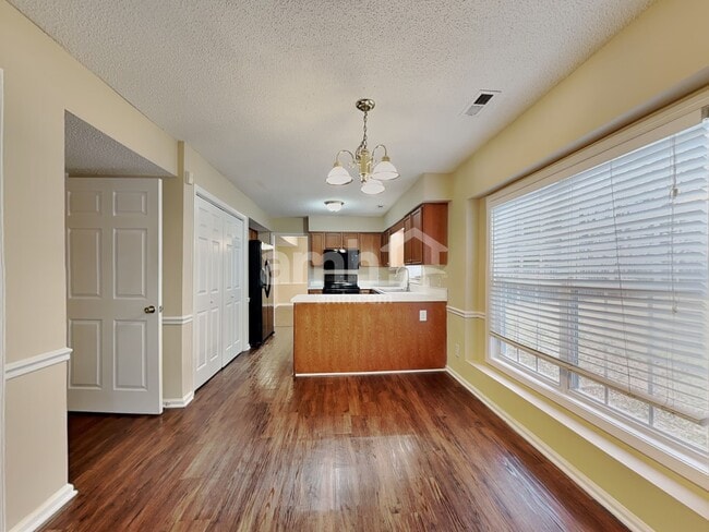 Photo - 4404 Garden Club St