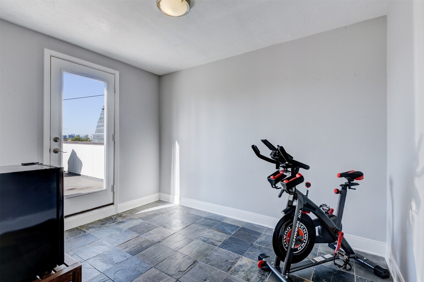 Photo - 1124 W Dallas St