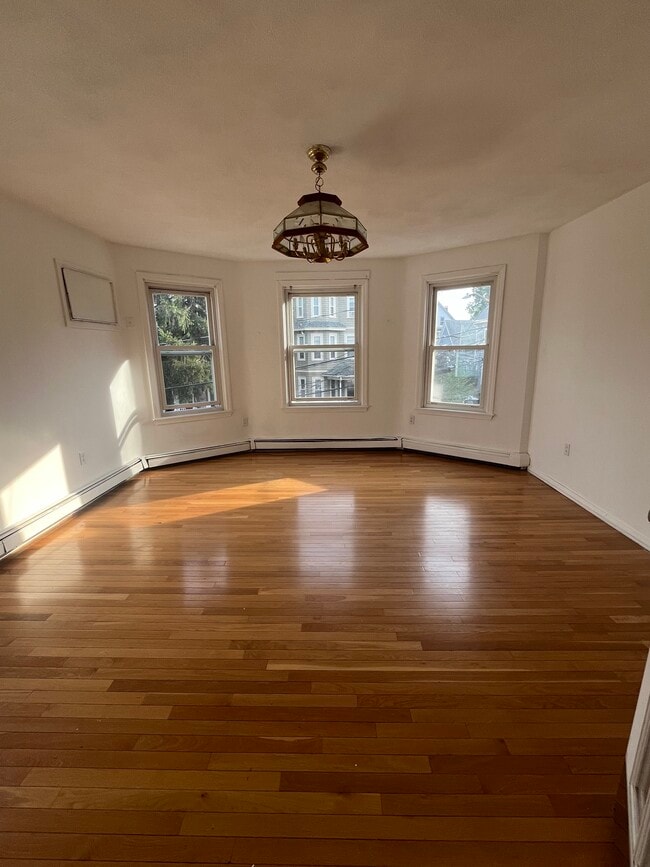71 Berkeley St Unit Second Floor