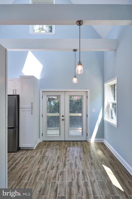 Photo - 2810 S Arlington Ridge Rd