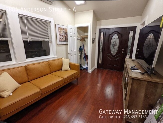 Building Photo - 2884 Anderson St Unit A