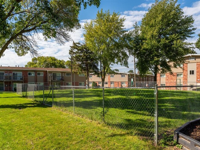 Oak Valley Apartments