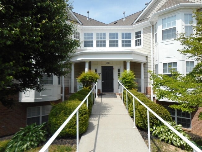 Photo - 108 Bayland Dr