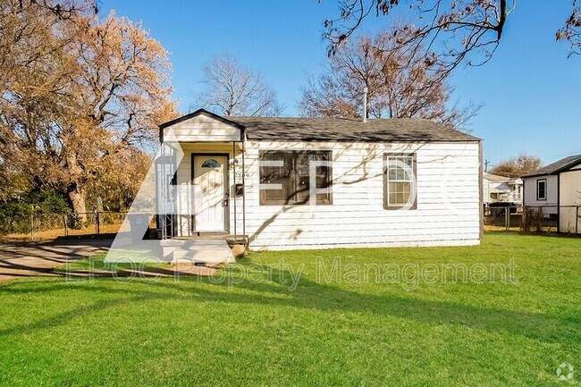 Building Photo - 2309 N Xanthus Ave Rental