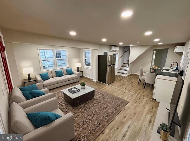 Photo - 802 Fairmount Ave