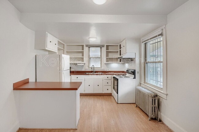 Photo - 1275 Detroit St Unidad A