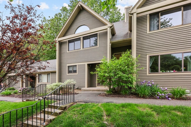 Photo - 3 Rivermead Condo Unit 3