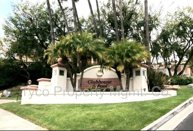Photo - 2021 Pleasant Waters Ct Casa