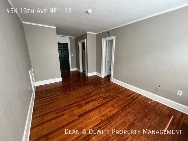 Photo - 456 13th Ave NE Unidad 12