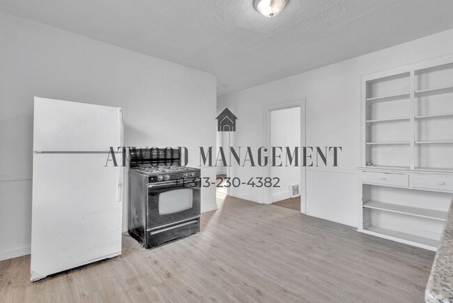 Photo - 4811 Seyburn St Unidad Upper