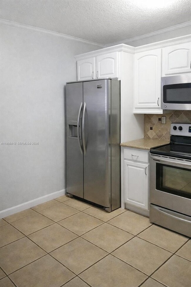 Photo - 15761 SW 137th Ave Unidad 202