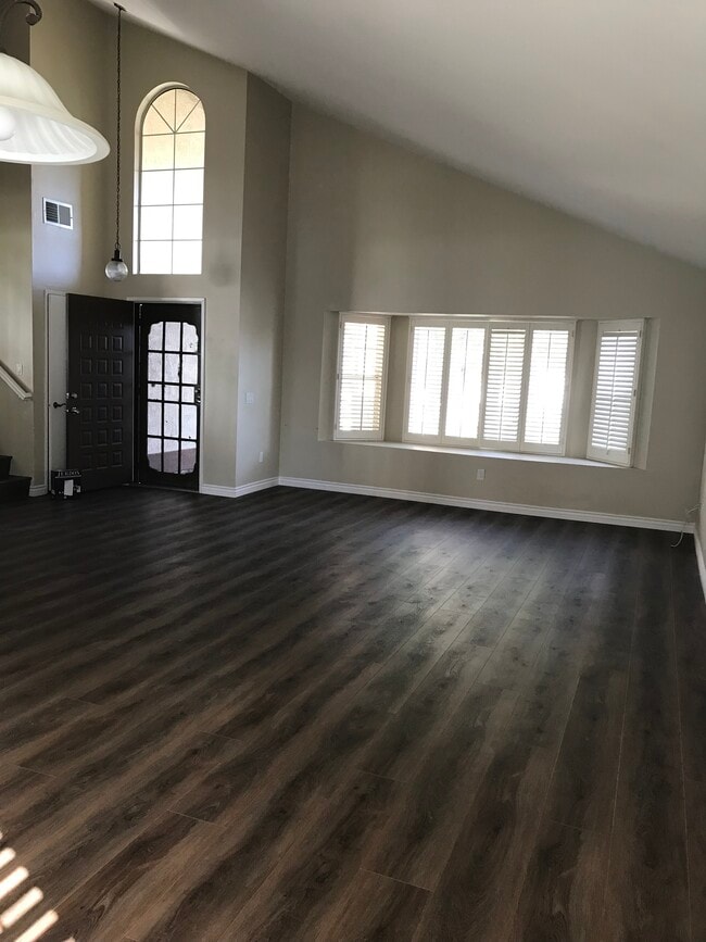 Photo - 1938 Aspen Ln