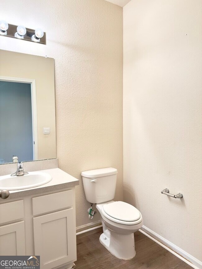 Photo - 124 Teakwood Dr