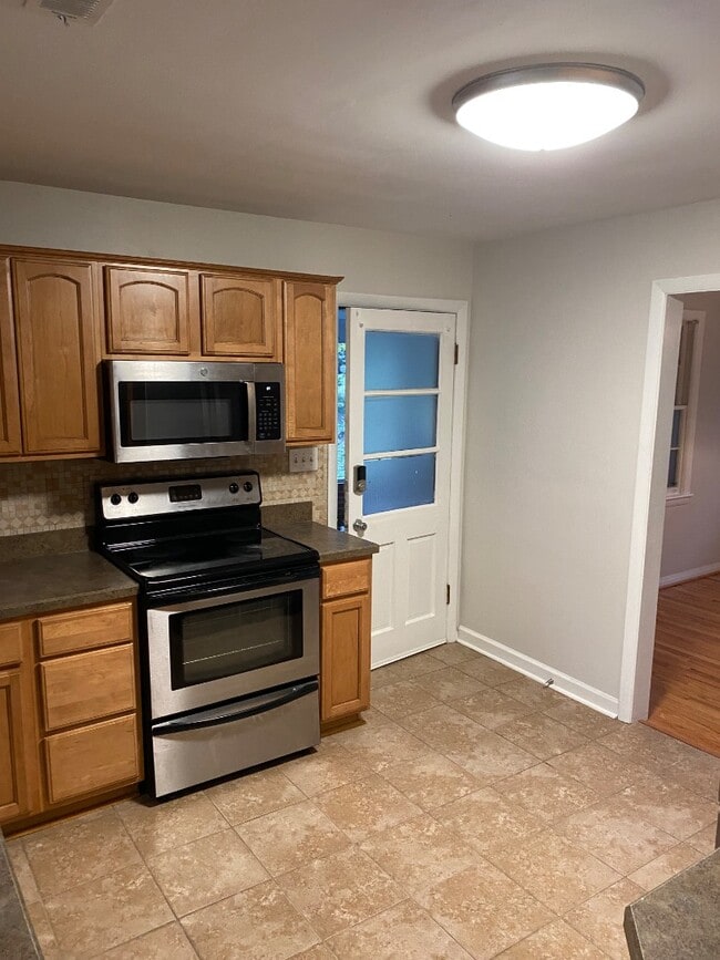 Photo - 1424 Nelson Dr