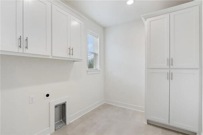 Photo - New Beginnings Start At AMRR: Beautiful Newer Construction Home in Prairie Grove