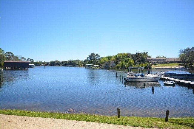 Photo - 210 Pelham Rd Unit 9B