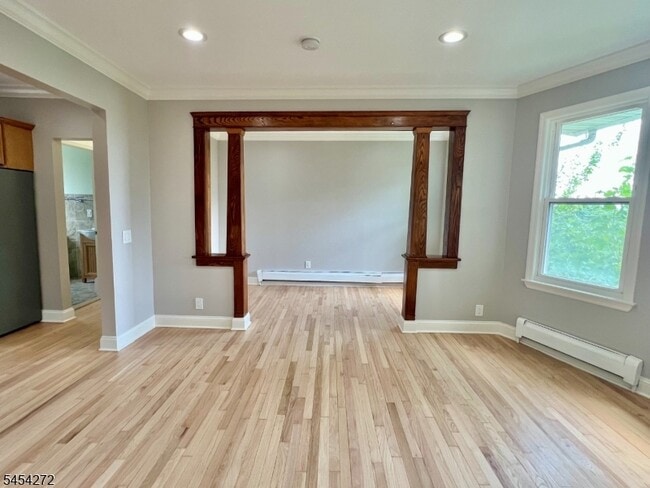 Photo - 420 Lakeview Ave
